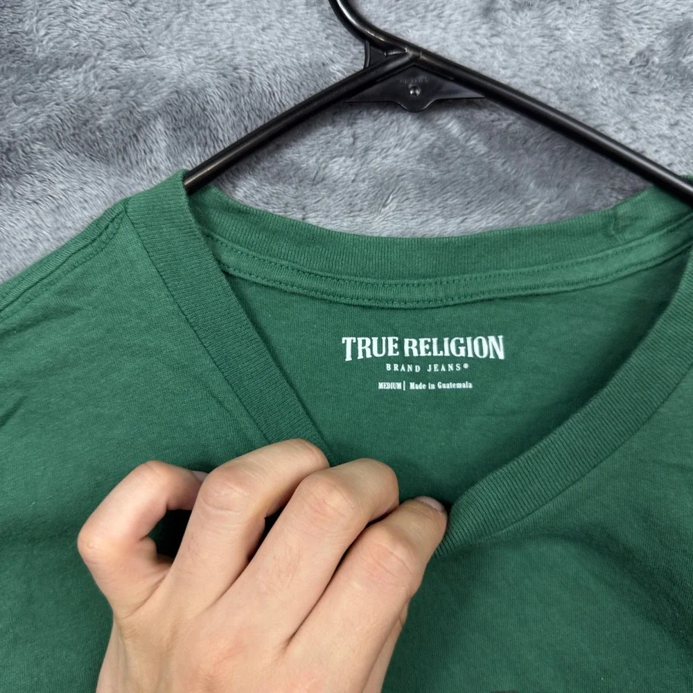 True Religion T-Shirt Mens Medium Green Excellent Buddha Guitar Graphic Tee